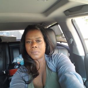 Meet your Posher, S monique